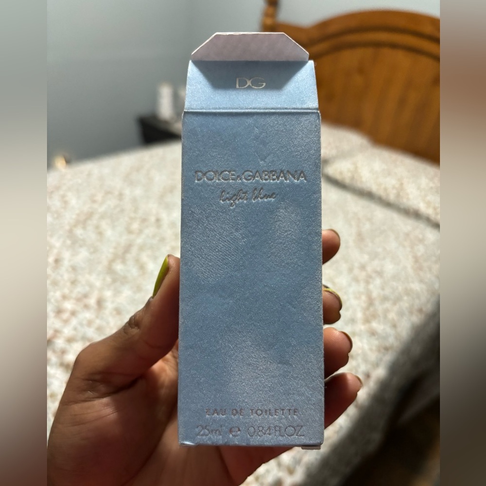 Dolce & Gabbana Light Blue Perfume